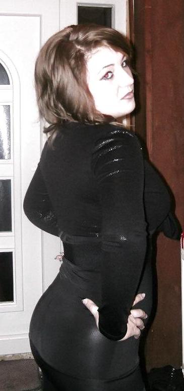 22P Girls in black pants