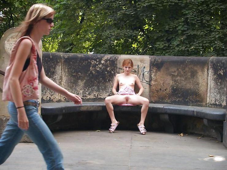 25P Public pussy flashing. Outdoor fanny.