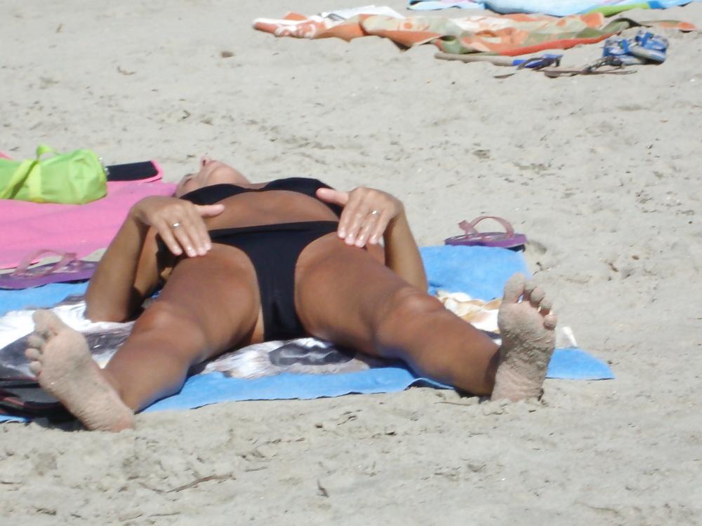 23P Holiday beach