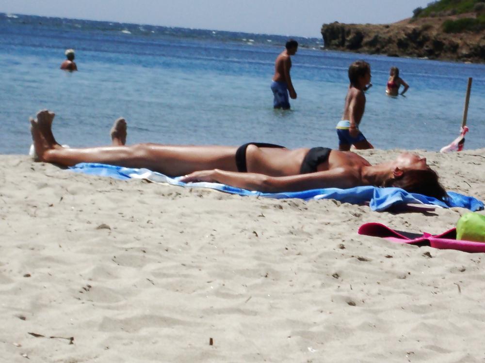 23P Holiday beach