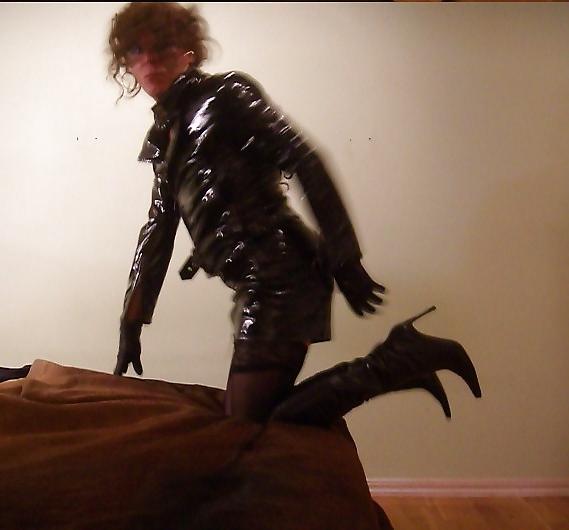 10P Me, Slottskogstransa in leather