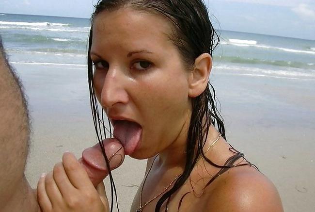 25P Beach Blowjob & fuck