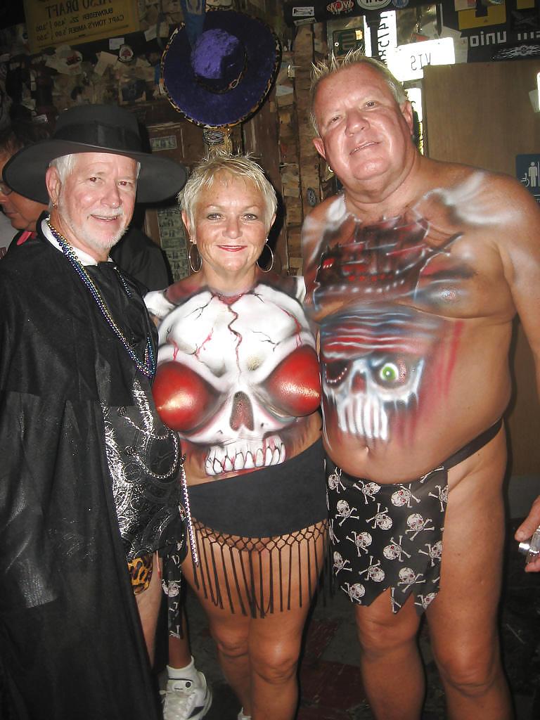 25P Grannies milfs fantasy