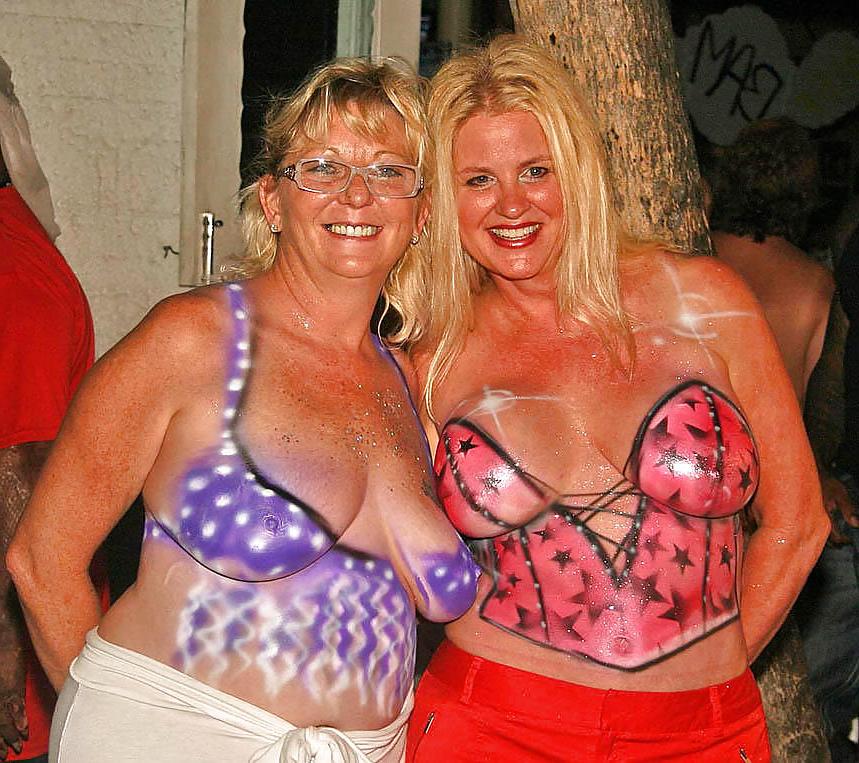 25P Grannies milfs fantasy