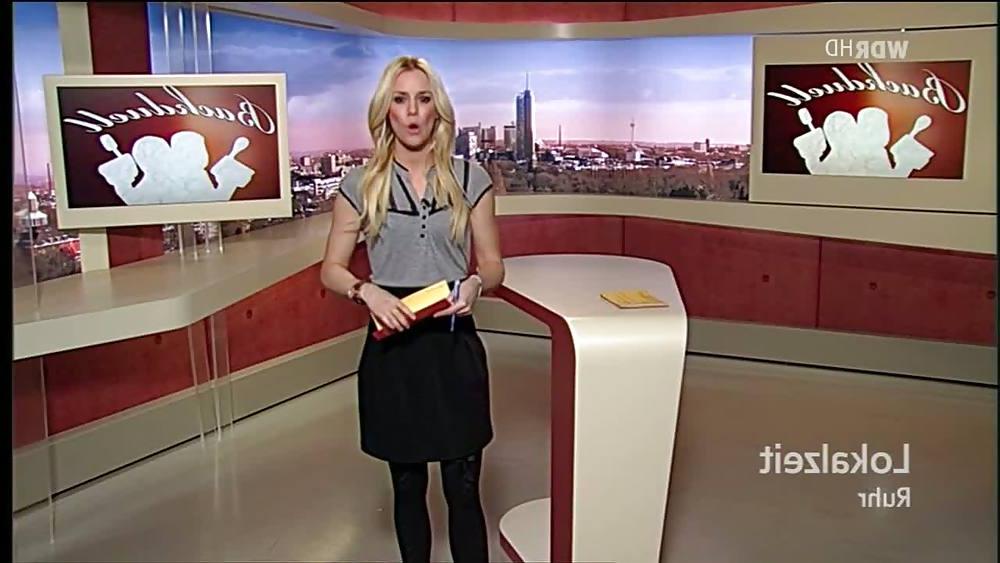 25P Sandra Schneiders Nylon