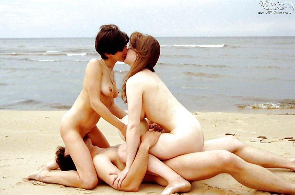 25P Mix beach sex 26