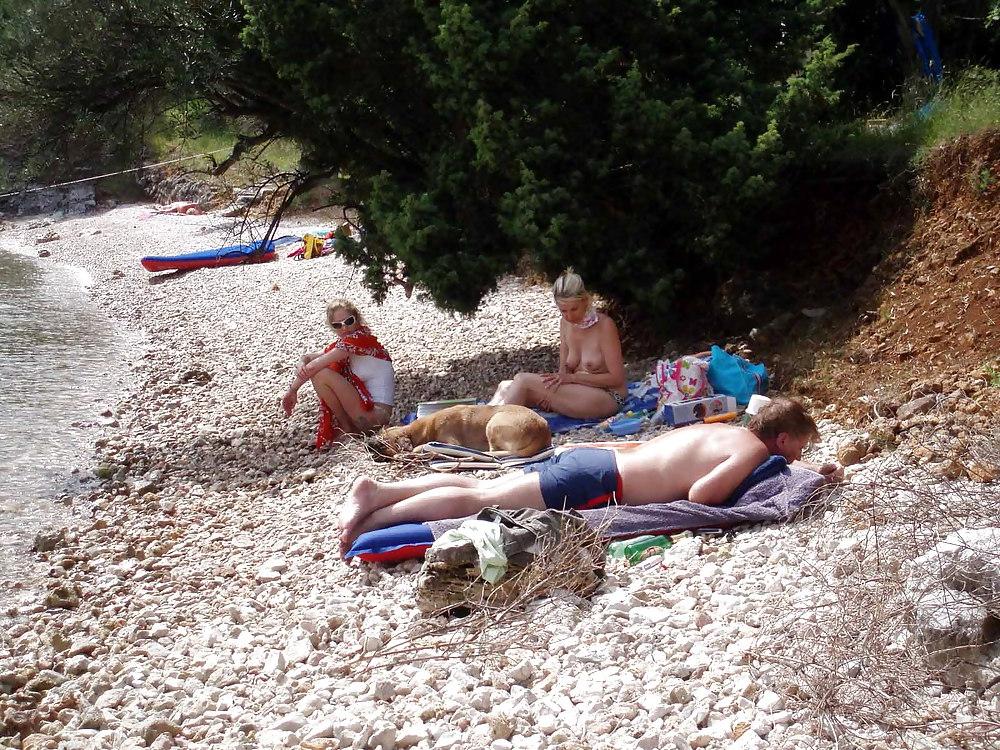 25P The beach 46