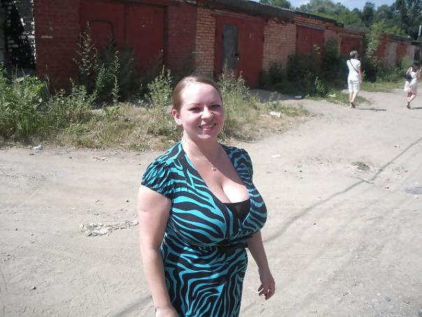 24P Busty Russian Woman 490