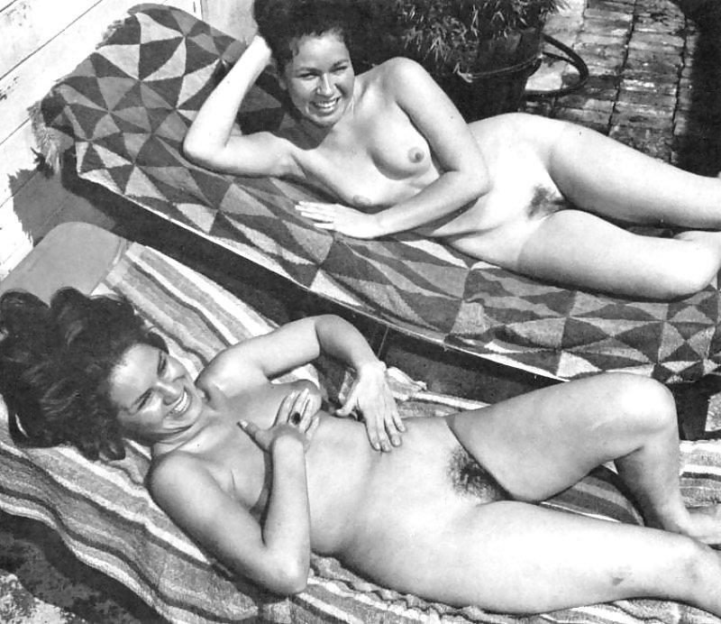 20P Vintage nudist.