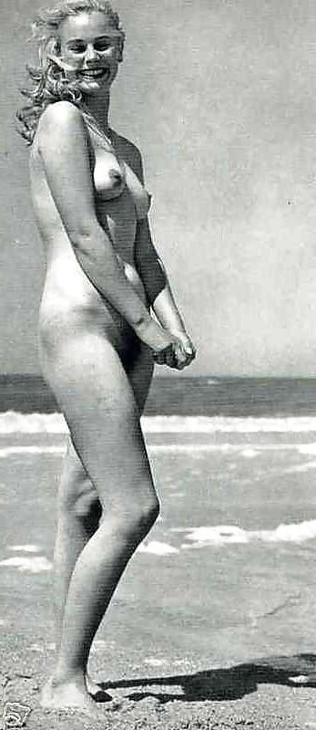 20P Vintage nudist.