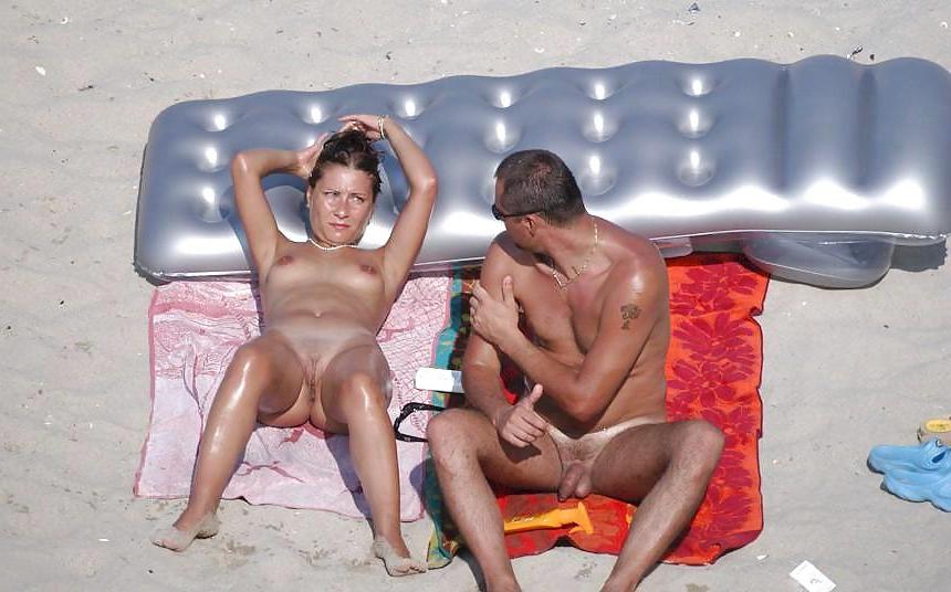 25P Beach nude babes