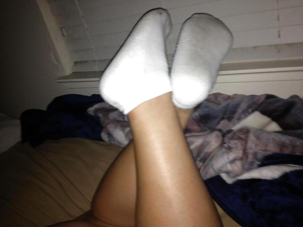 16P STINKY SOCKED LATIN FRIEND