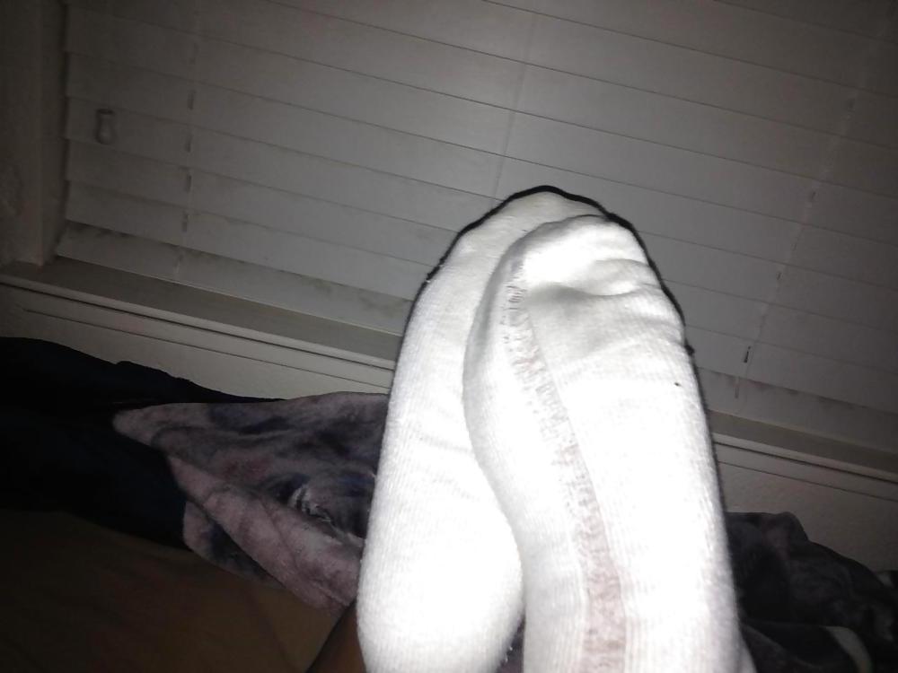 16P STINKY SOCKED LATIN FRIEND
