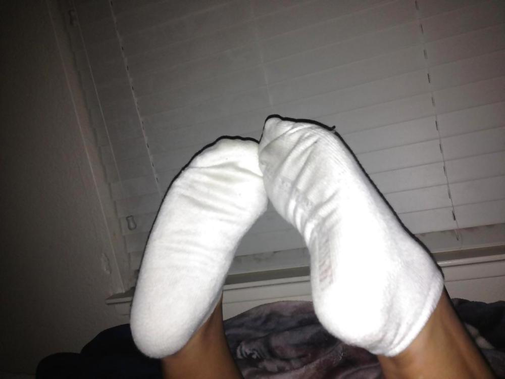 16P STINKY SOCKED LATIN FRIEND