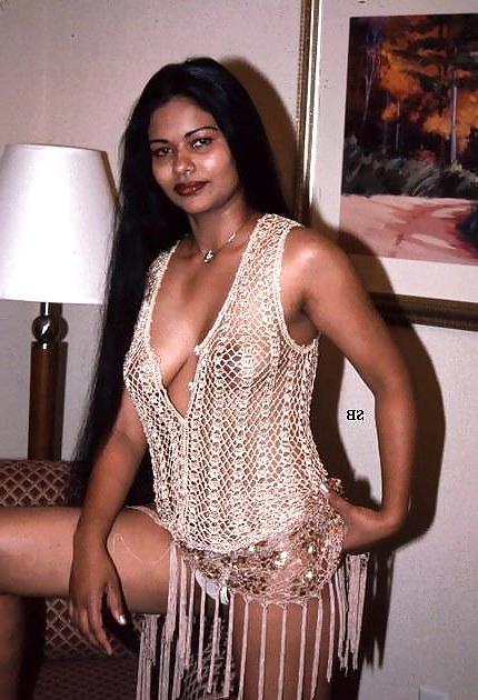 5P Sri Lankan Milf 01