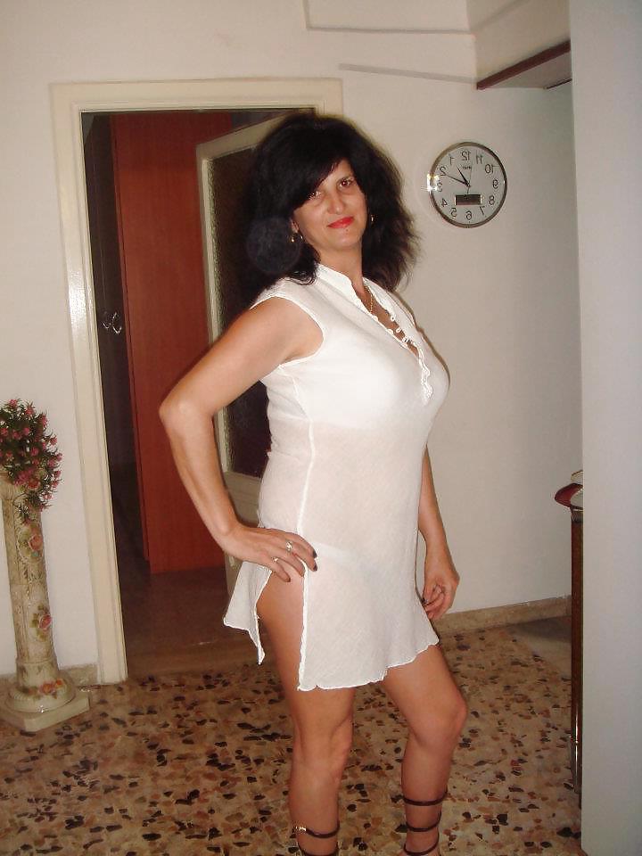 18P Italian woman: Barbara