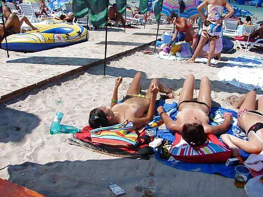 25P The beach 29
