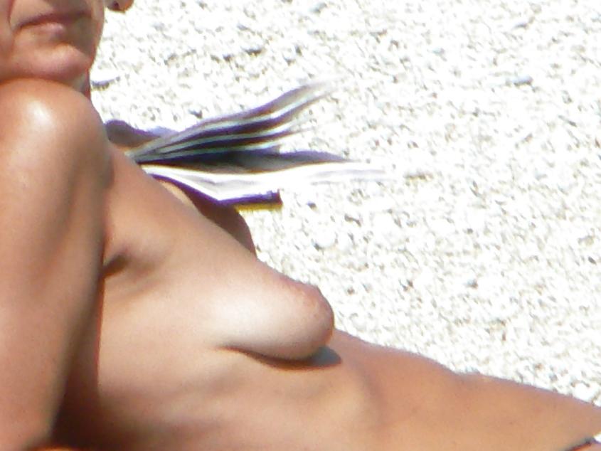 12P Topless on the beach 2