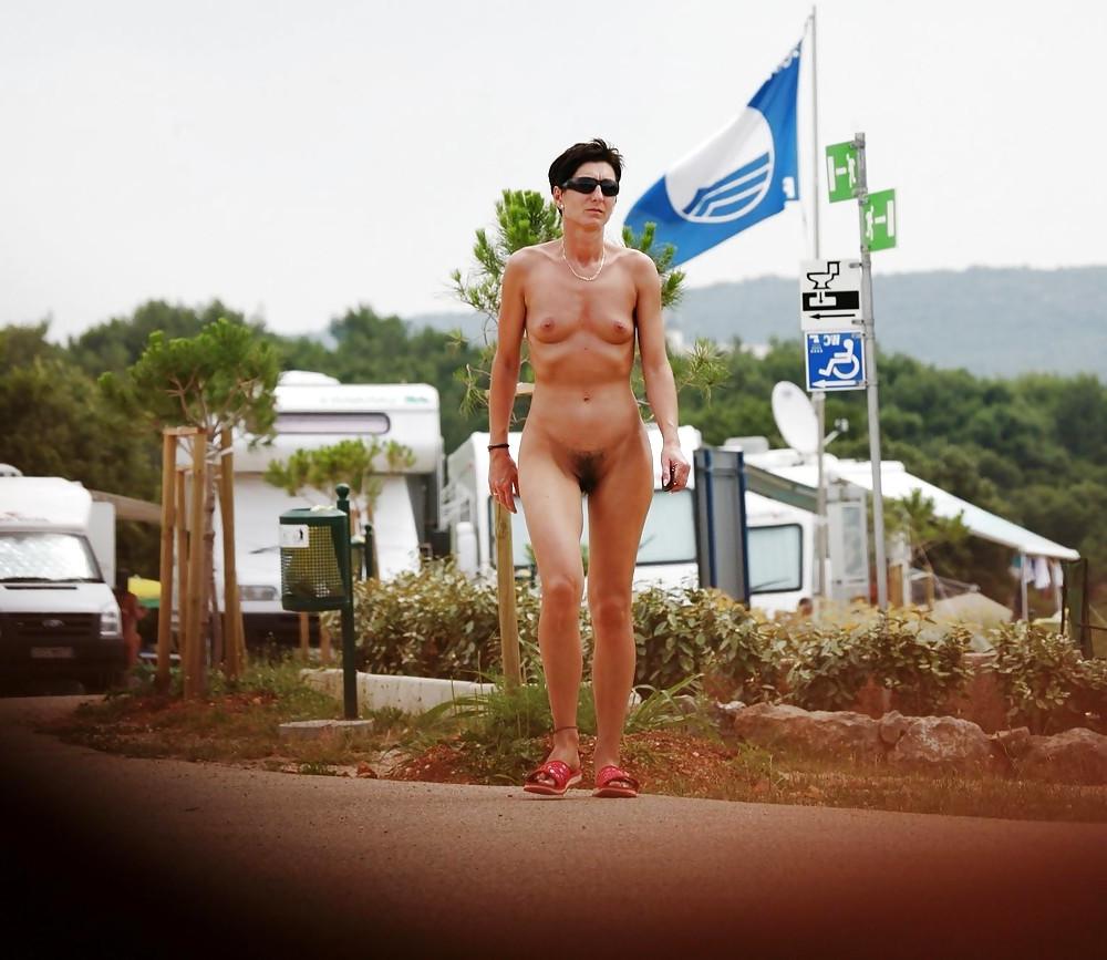 25P Milf Nudists #1 BoB