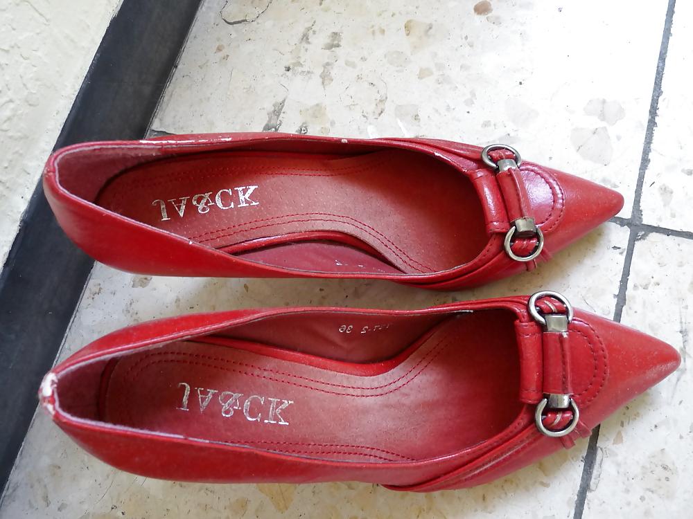 6P Neighbours red leather heels shoes