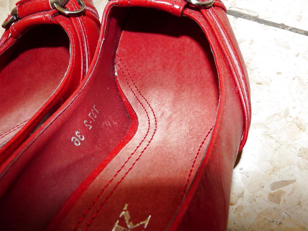 6P Neighbours red leather heels shoes