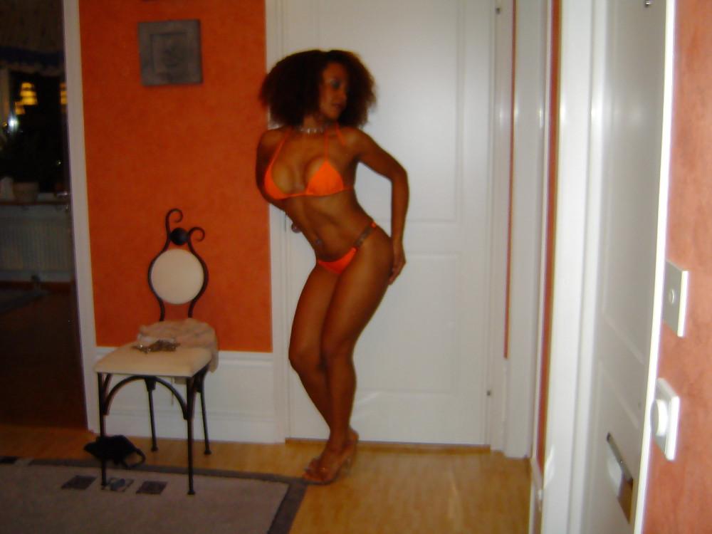 7P GROWN WOMAN EDITION VOL.82