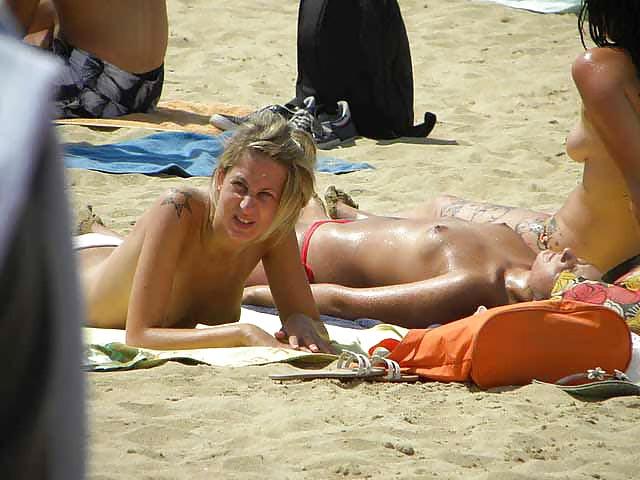 25P The beach 111