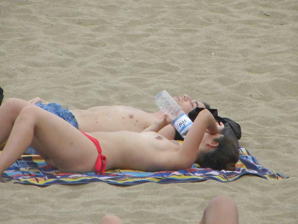 25P The beach 111