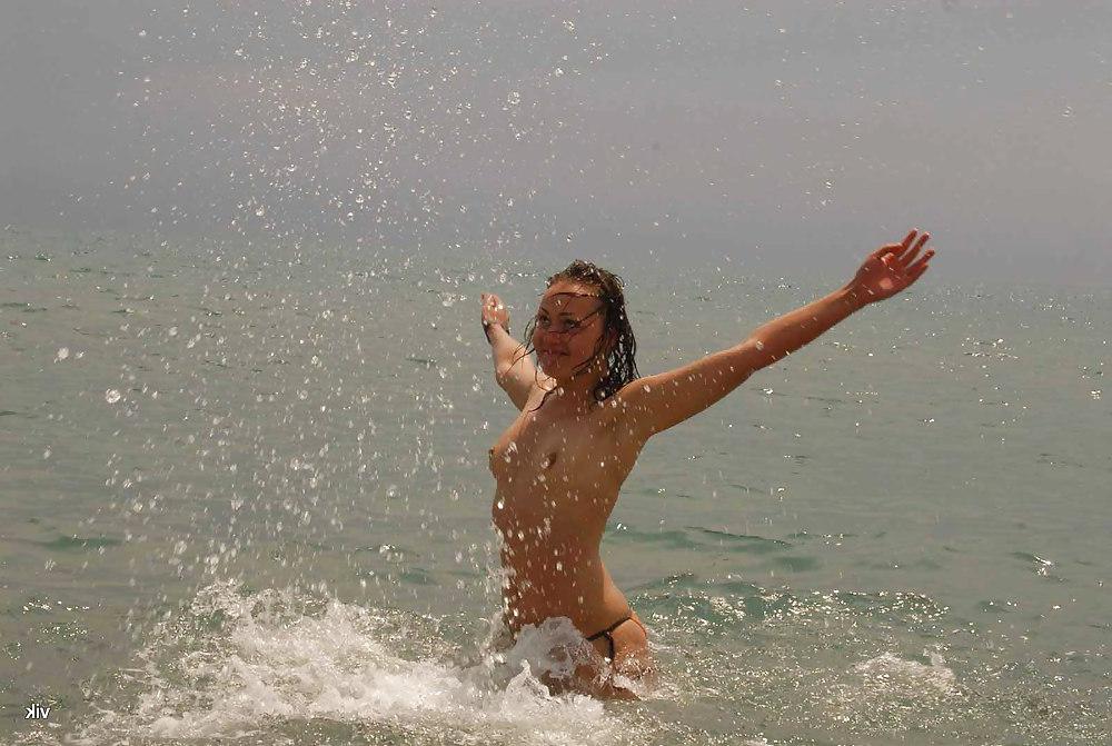 25P The beach 114