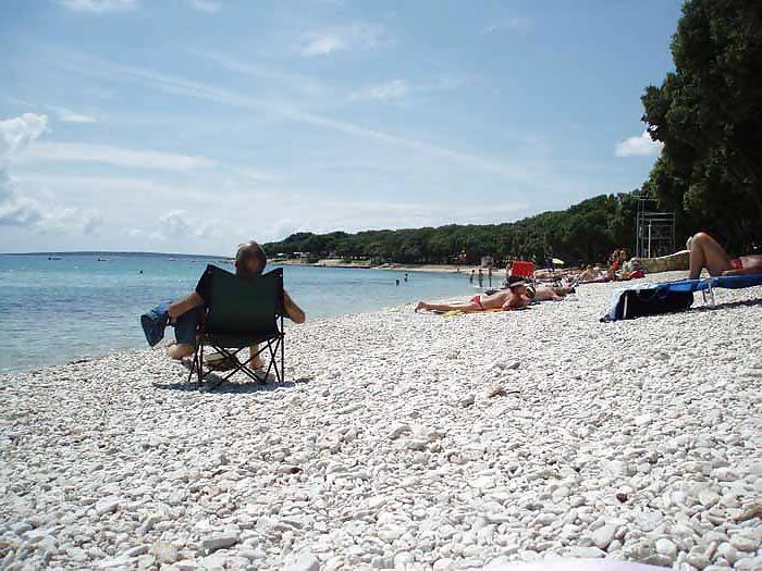 25P The beach 114