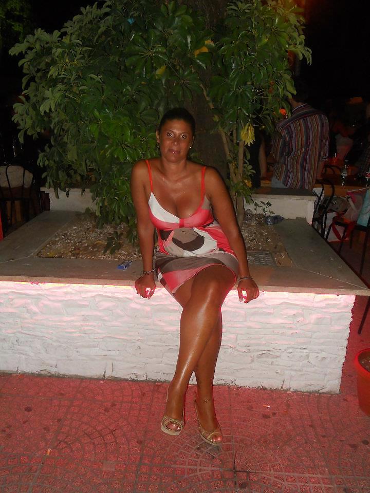 9P Italian woman: Sophia
