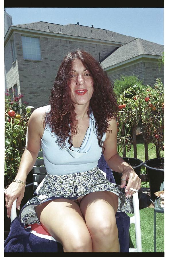 25P HAIRY MATURE FLASHER