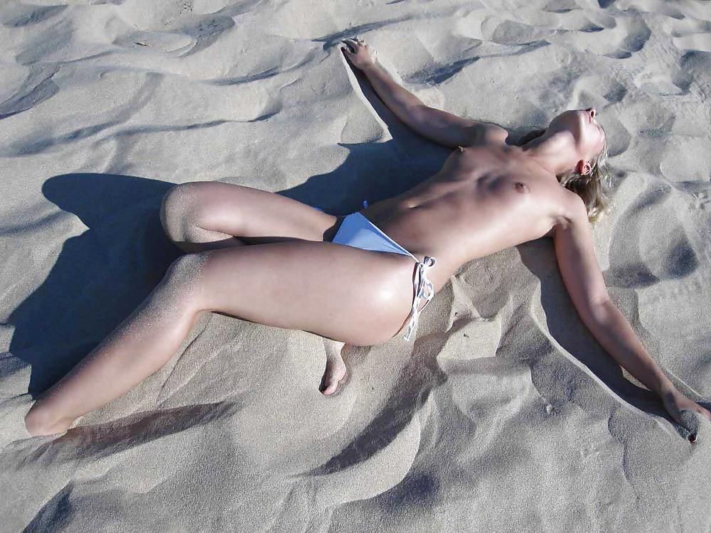 25P The beach 38