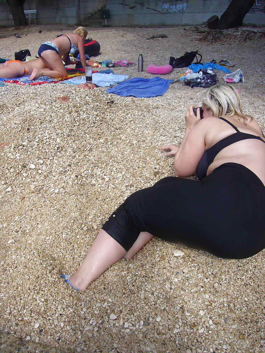 25P The beach 121