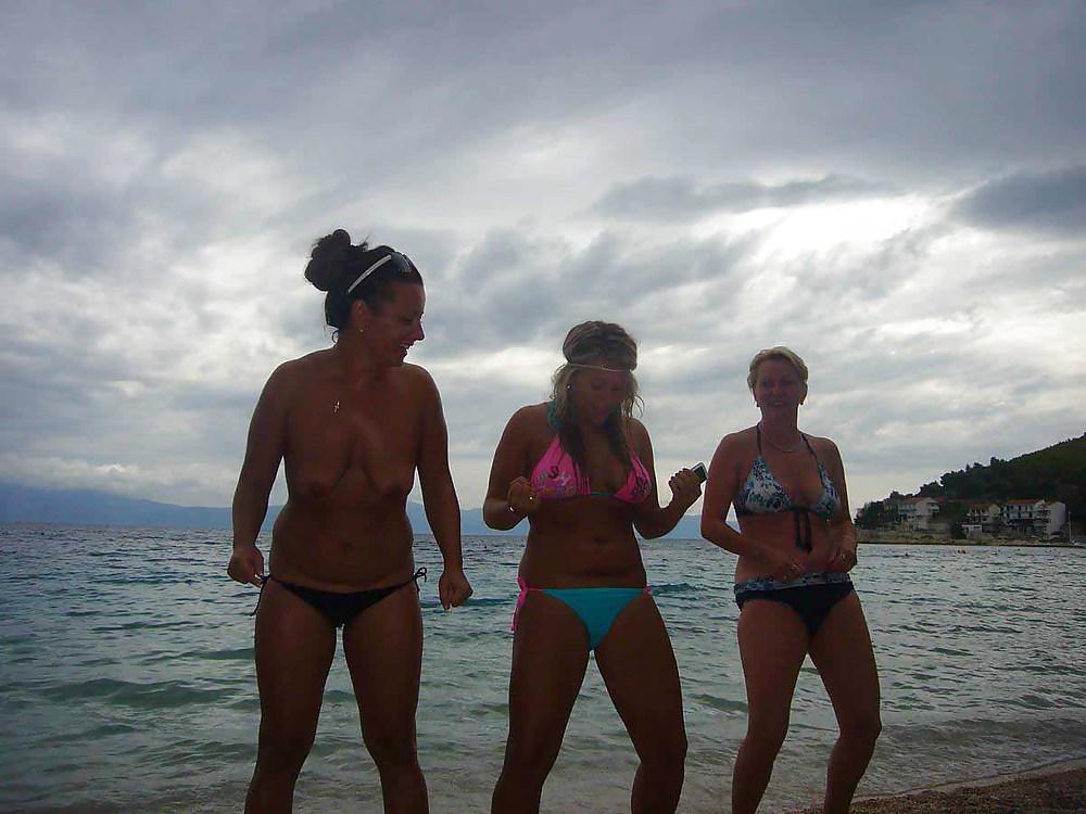 25P The beach 121