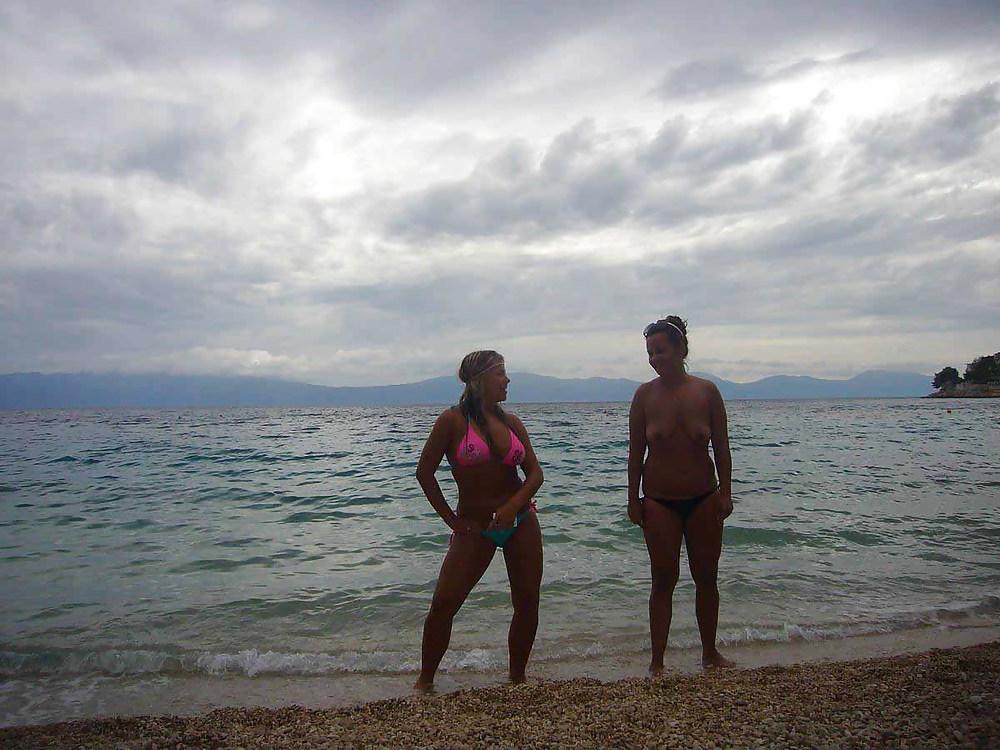 25P The beach 121