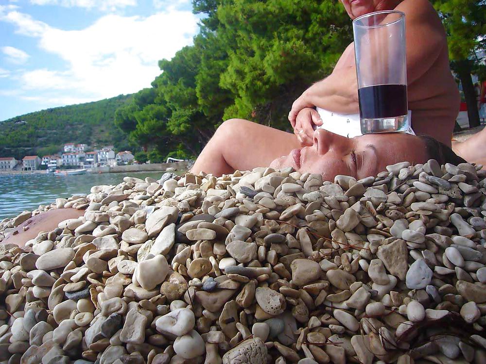25P The beach 121