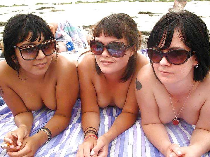 25P The beach 126