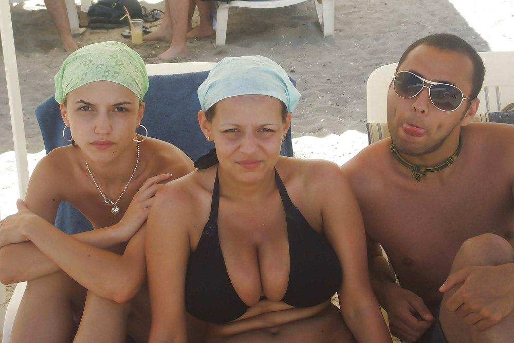 25P The beach 126