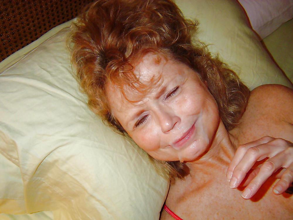 25P Old Woman sucks 1