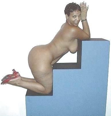 14P GROWN WOMAN EDITION VOL.8