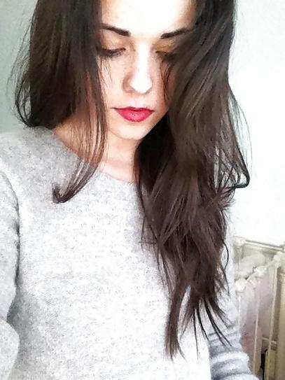25P Wannabe model, Taylor: Secret Slut
