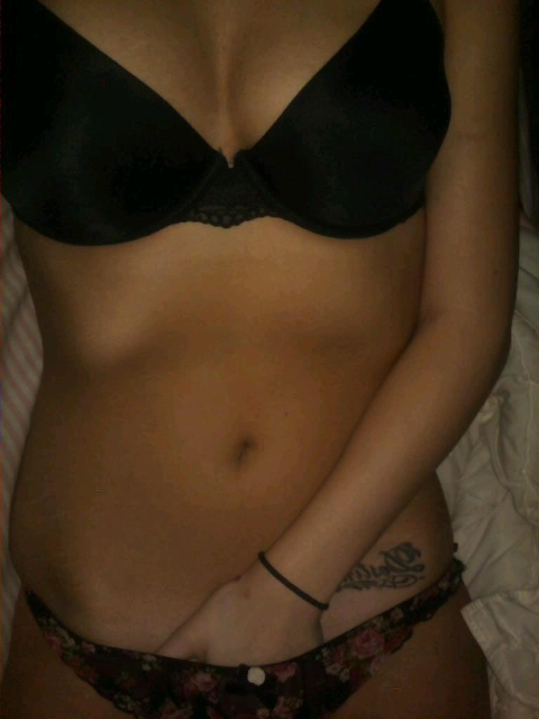 25P Wannabe model, Taylor: Secret Slut