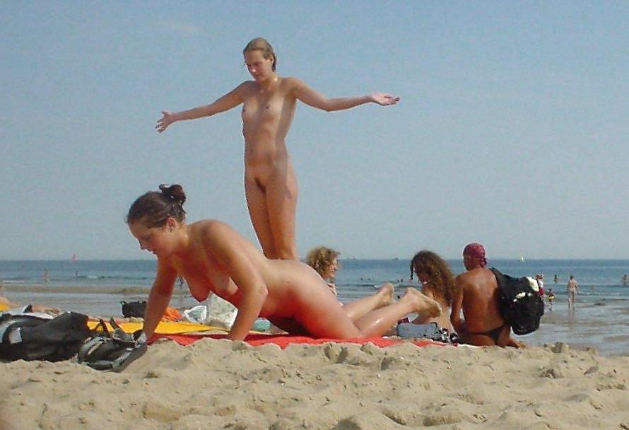 25P I Love the Beach