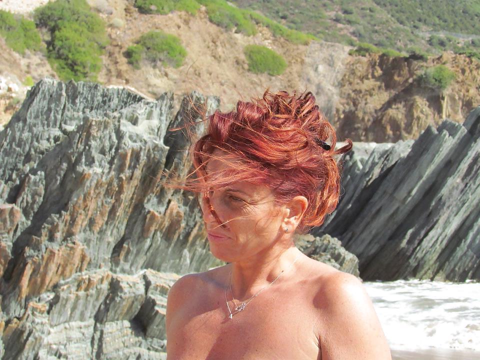 17P Italian woman: Antonella