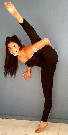 25P Sluts in tight pants! 9