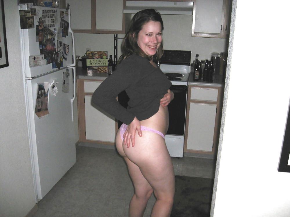 25P Sexy Busty Thick Chubby Woman Of All Ages 2