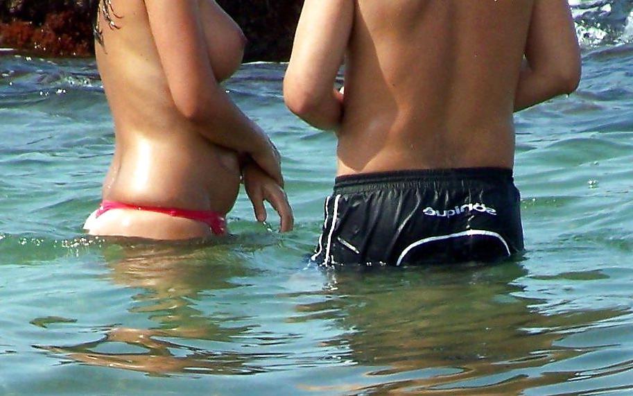 10P Asses beach