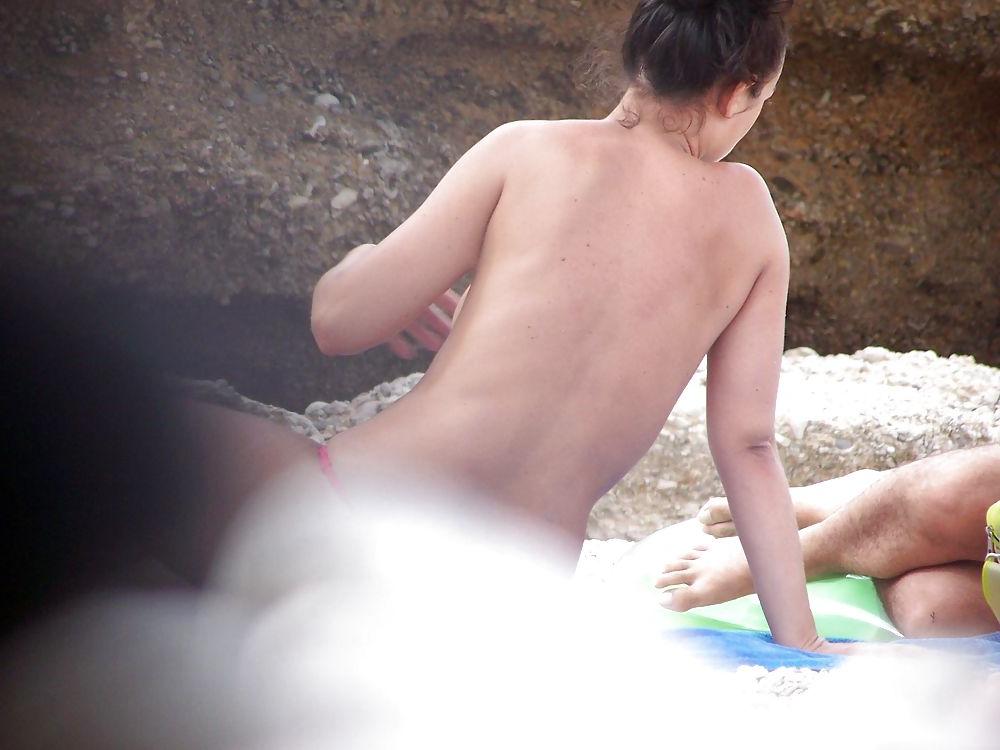10P Asses beach
