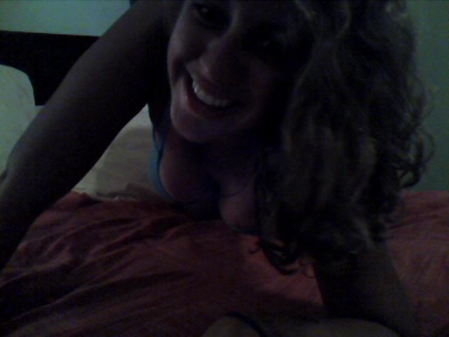 17P College Girl Masturbates for Me on Skype
